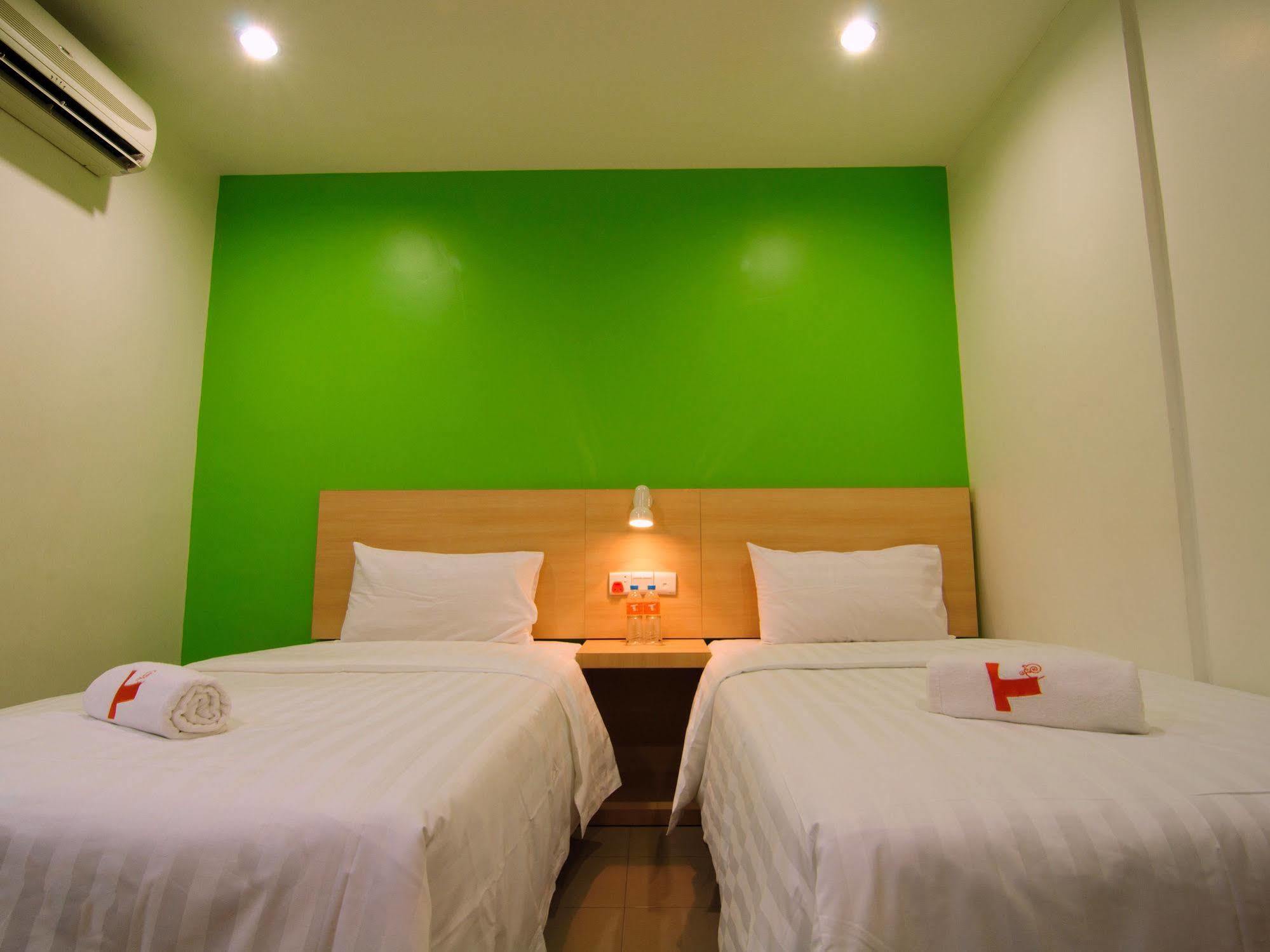 T Hotel Чанглун Екстериор снимка